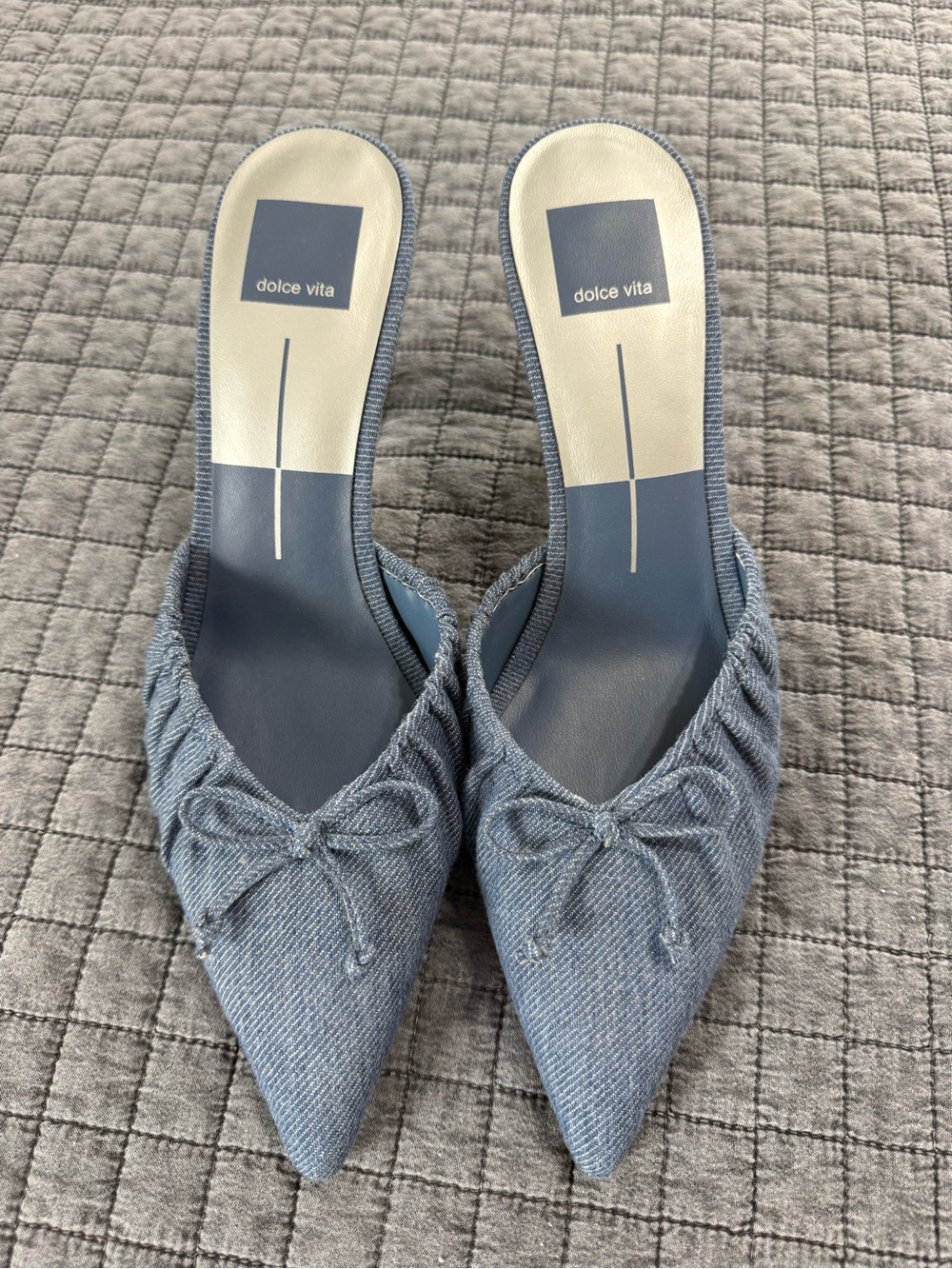 Dolce Vita KAIRI SLIP ON POINTED TOE BOW HIGH HEEL PUMPS IN BLUE DENIM